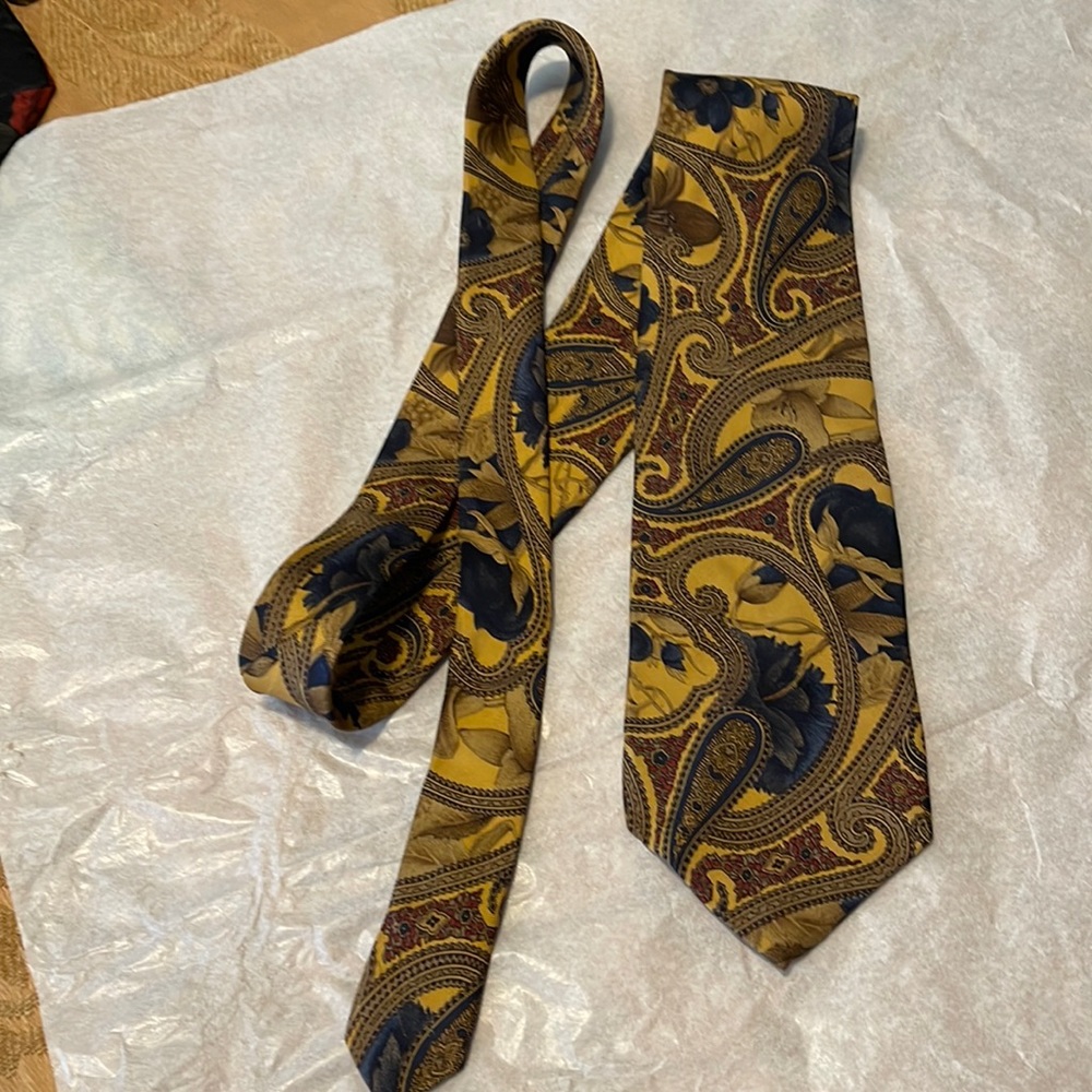 Used tie